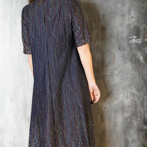 Vintage 80s Dark Blue Abstract Lines Midi Dress - Picture 3 of 5